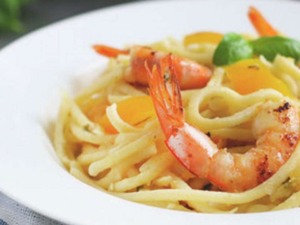 Pci de Toscane aux crevettes et tomates jaunes, voici la recette proposée par l'épicerie fine italienne Les Bonnes Pâtes