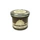 Petit pot de pâté d'olives à tartiner pour l'apéritif italien.