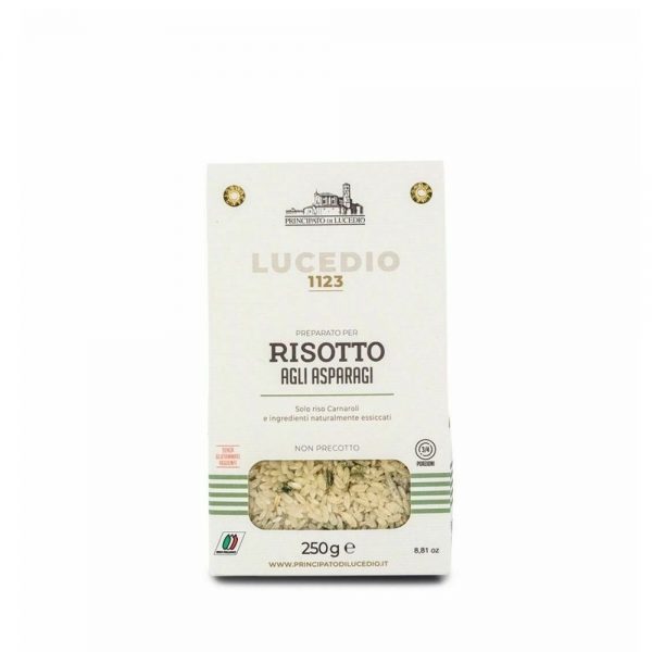 Un risotto aux asperges de Lucedio prêt en 15 minutes, résultat garanti comme la mamma italienne!