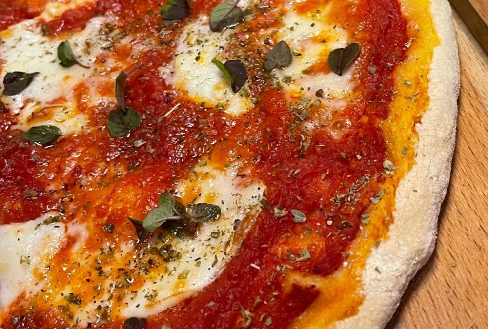 Purée de tomate bio savoureuse et à la consistance idéale pour garnir les pizzas maison!
